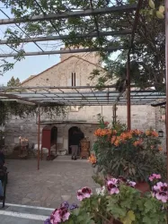 ΙΕΡΑ ΜΟΝΗ ΙΕΡΆ ΜΟΝΉ ΠΑΝΑΓΊΑΣ ΠΕΡΙΒΛΈΠΤΟΥ - Πολιτικά